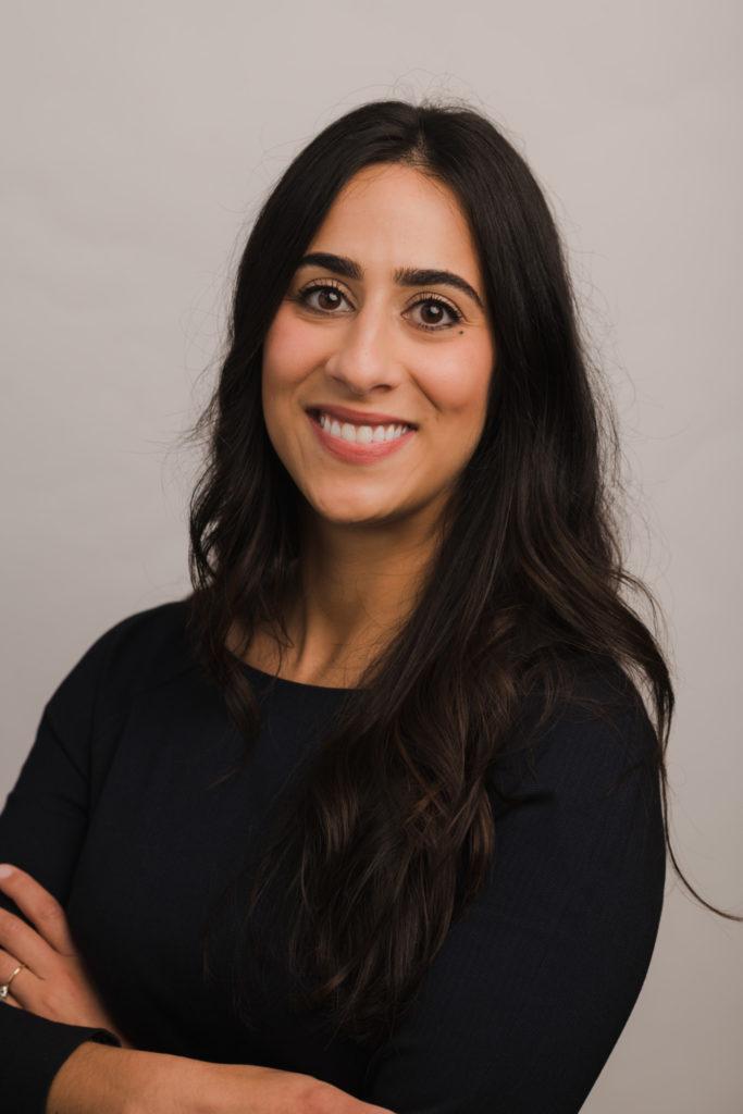 Portrait of Layla Lee '15